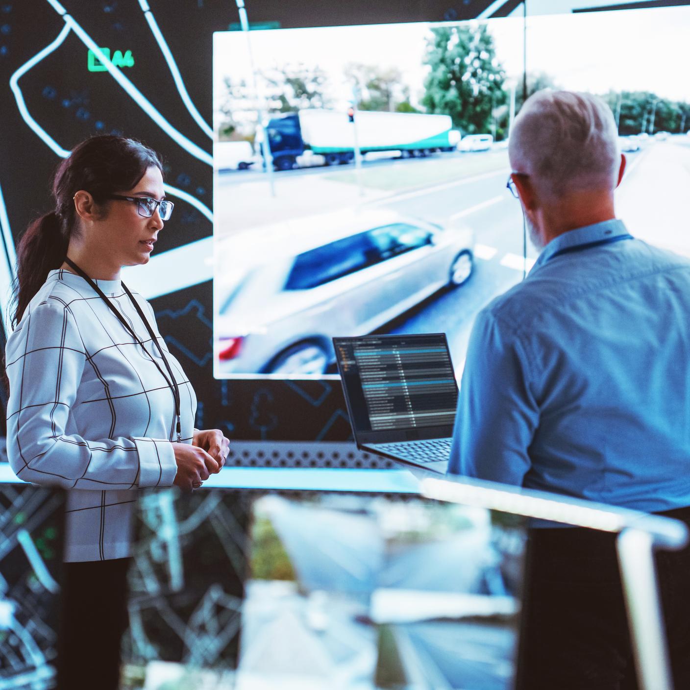 Monitoring Office with Live CCTV Footage with Traffic Situation